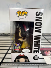Load image into Gallery viewer, Katie Von till signed Snow White funko pop with COA LE50