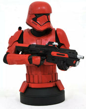 Load image into Gallery viewer, Gentle Giant Star Wars The Rise of Skywalker: Sith Trooper 1:6 Scale Mini-Bust